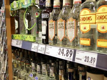 Забраняват продажба на алкохол в изборния ден в Шумен